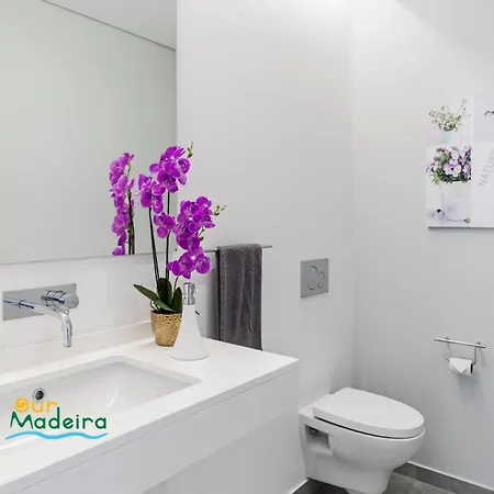 Villa Ourmadeira - Heights, Modern *