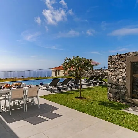 Ourmadeira - Heights, Modern Villa