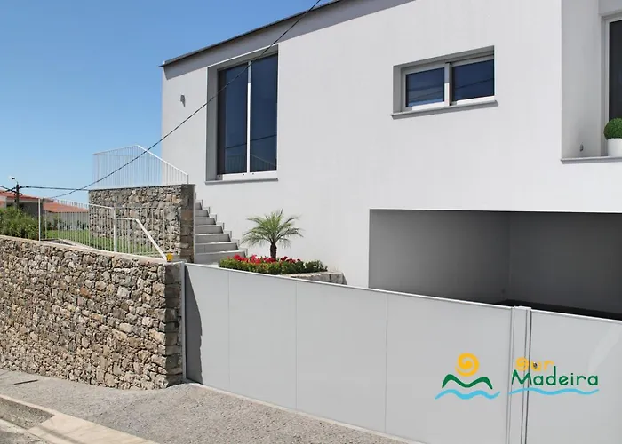 Vila Ourmadeira - Heights, Modern